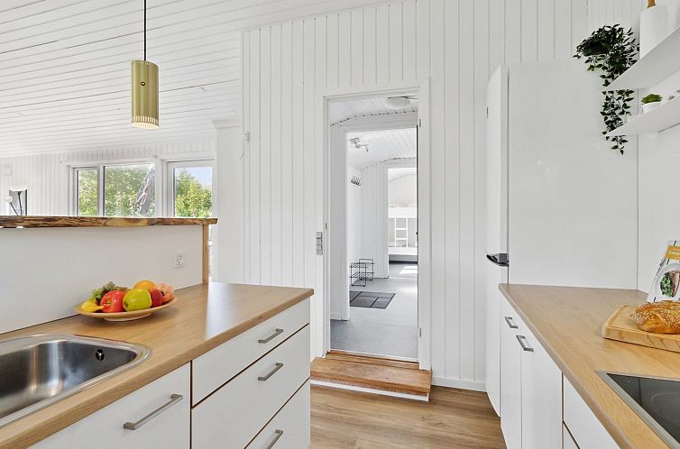 Vakantiehuis "Bjerne" - 250m to the fjord