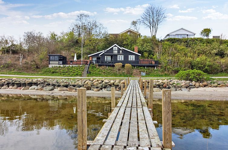 Vakantiehuis "Sander" - 10m to the fjord