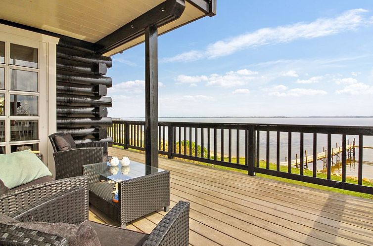 Vakantiehuis "Sander" - 10m to the fjord