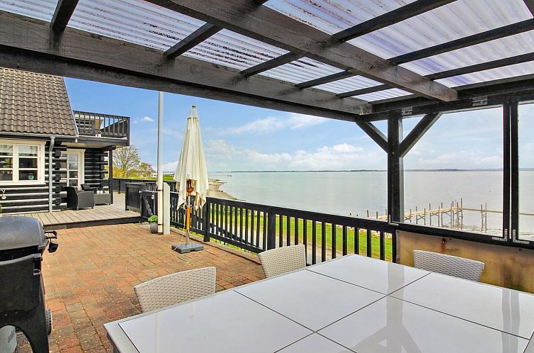 Vakantiehuis "Sander" - 10m to the fjord