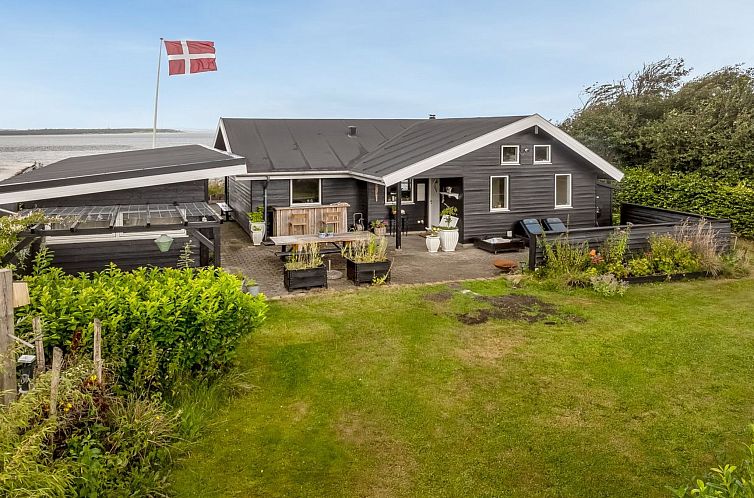 Vakantiehuis "Diderik" - 20m to the fjord