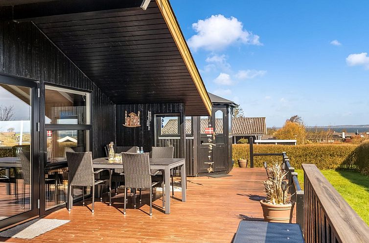 Vakantiehuis "Ofrath" - 350m to the fjord