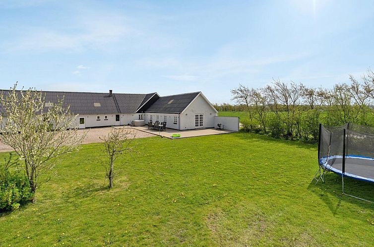 Vakantiehuis "Folkar" - 3km to the fjord