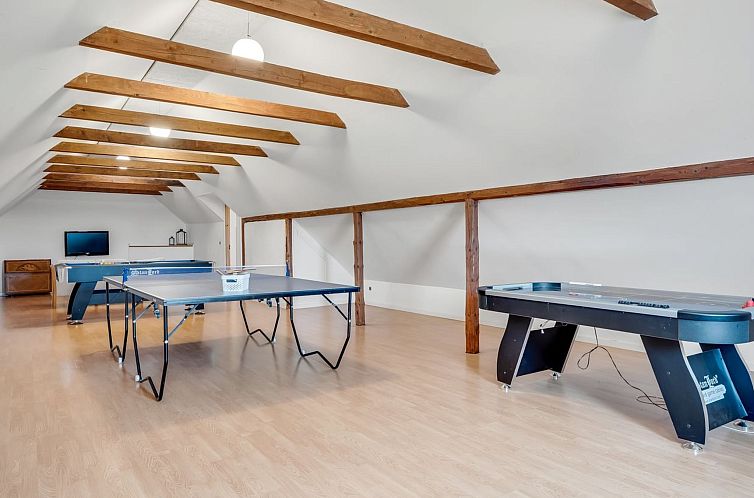 Vakantiehuis "Folkar" - 3km to the fjord