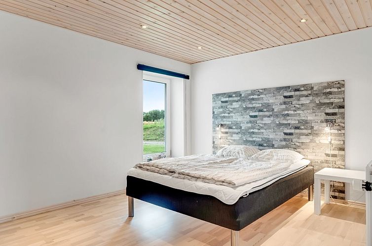 Vakantiehuis "Folkar" - 3km to the fjord