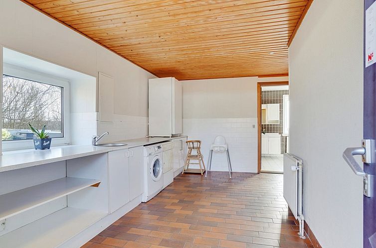 Vakantiehuis "Rahild" - 2km to the fjord