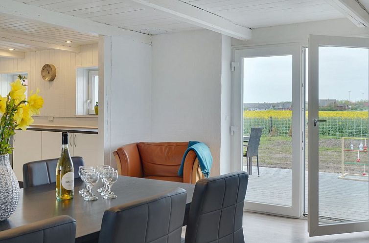 Vakantiehuis "Ailke" - 2km to the fjord