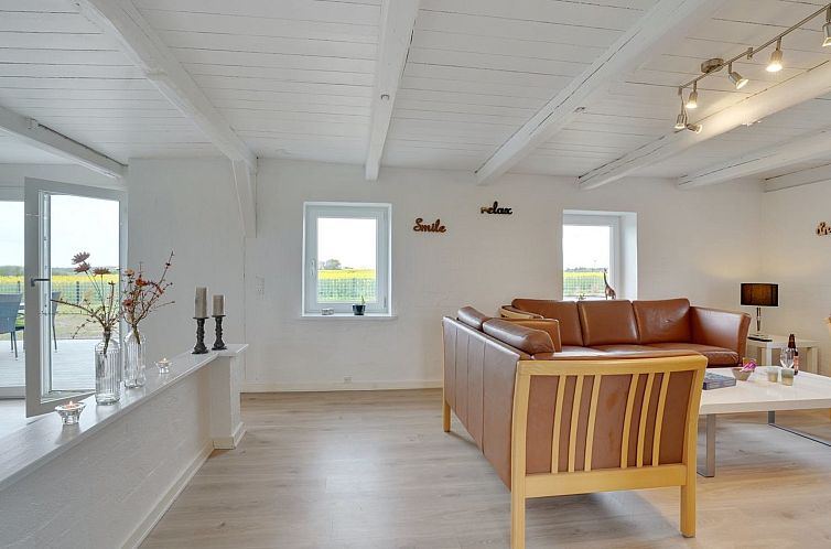 Vakantiehuis "Ailke" - 2km to the fjord