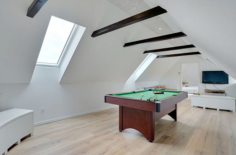 Vakantiehuis "Ailke" - 2km to the fjord