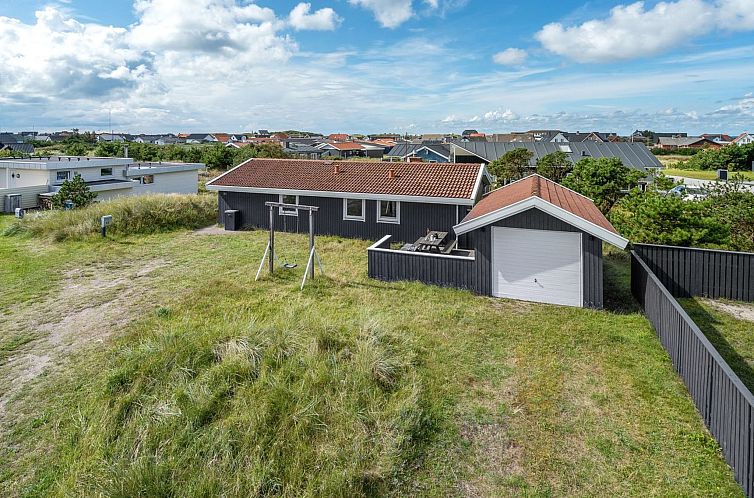 Vakantiehuis "Siri" - 400m from the sea