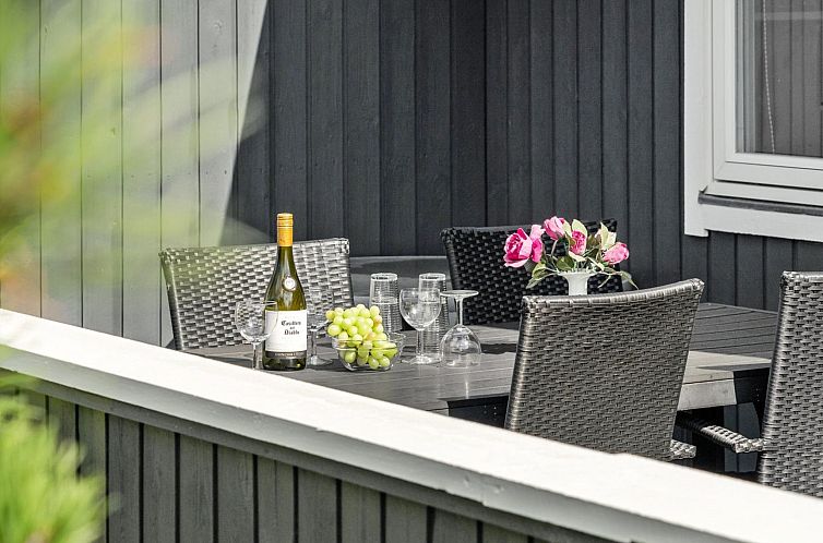 Vakantiehuis "Siri" - 400m from the sea