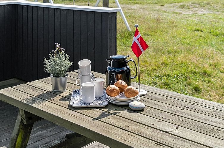 Vakantiehuis "Siri" - 400m from the sea