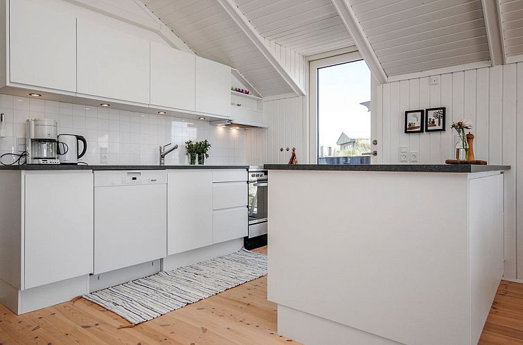 Vakantiehuis "Berenike" - 127m from the sea