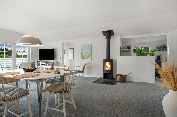 Vakantiehuis "Kanerva" - 350m from the sea