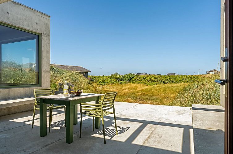 Vakantiehuis "Rieke" - 250m from the sea