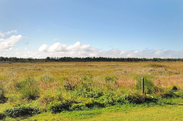 Vakantiehuis "Neven" - 900m from the sea