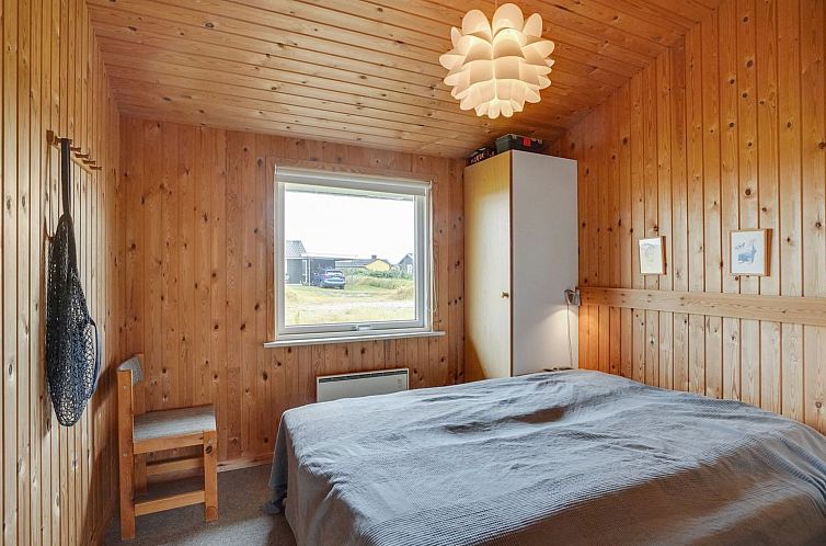 Vakantiehuis "Svea" - 400m from the sea