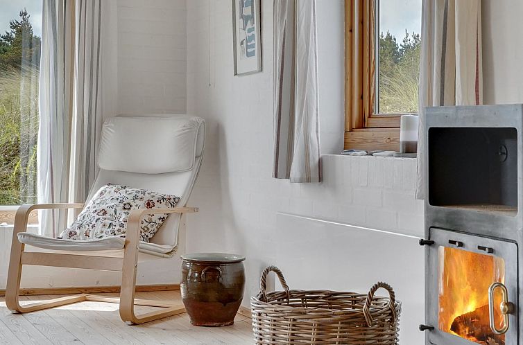 Vakantiehuis "Suki" - 650m from the sea