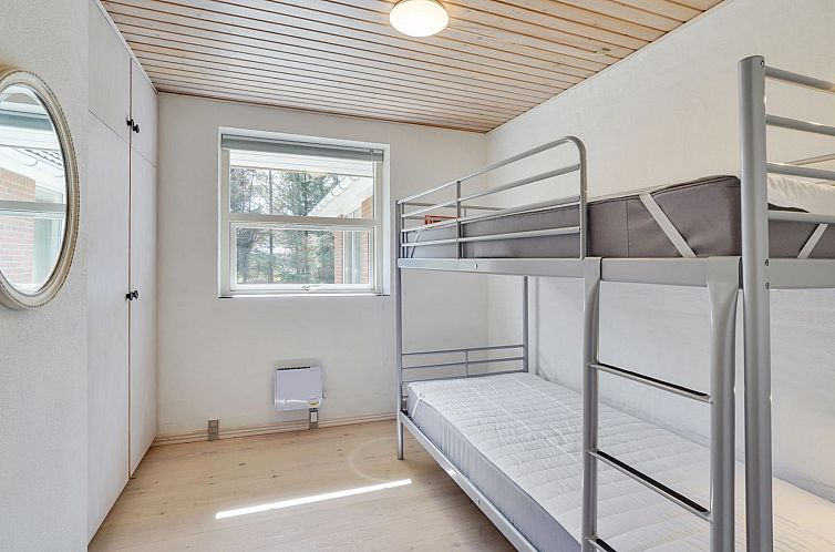 Vakantiehuis "Örjan" - 400m from the sea