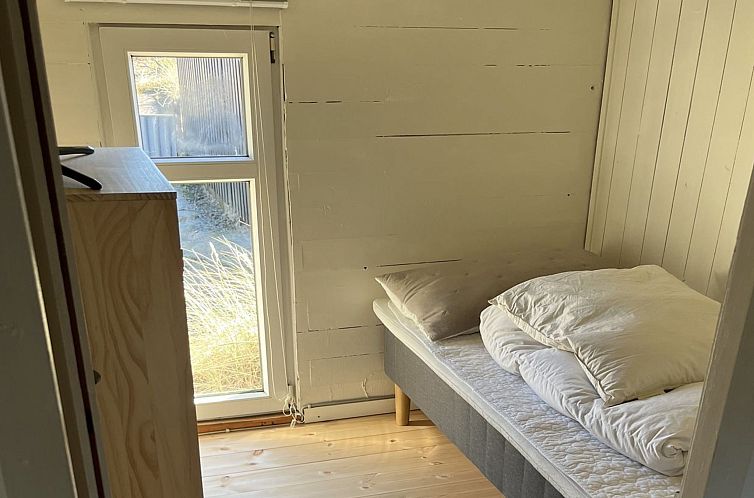 Vakantiehuis "Örjan" - 400m from the sea