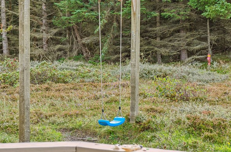 Vakantiehuis "Zoya" - 900m from the sea