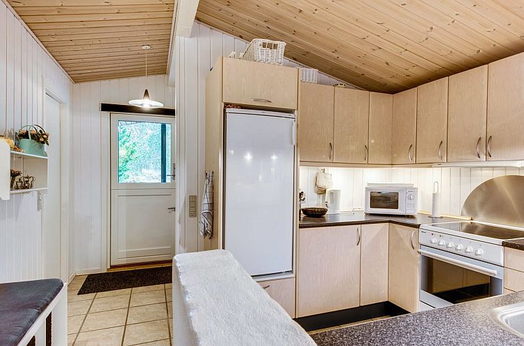 Vakantiehuis "Zoya" - 900m from the sea