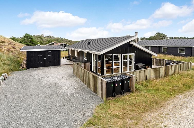 Vakantiehuis "Melanie" - 950m from the sea