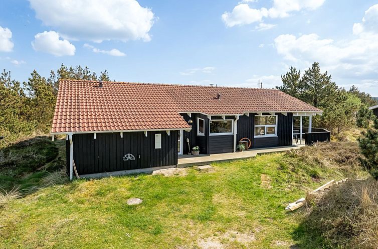 Vakantiehuis "Elisenda" - 1km from the sea