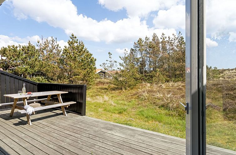 Vakantiehuis "Elisenda" - 1km from the sea