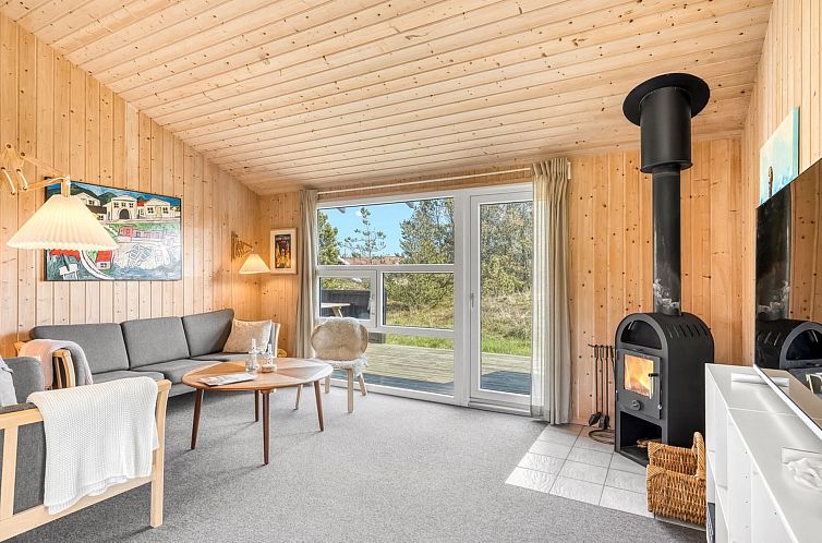 Vakantiehuis "Elisenda" - 1km from the sea