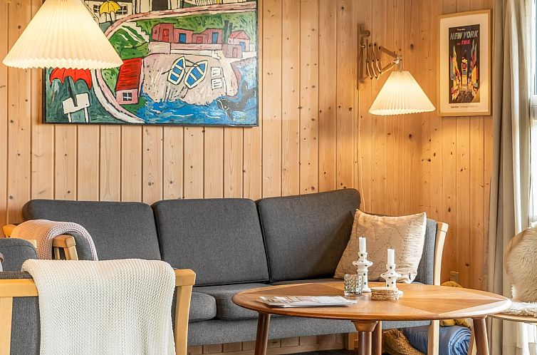 Vakantiehuis "Elisenda" - 1km from the sea