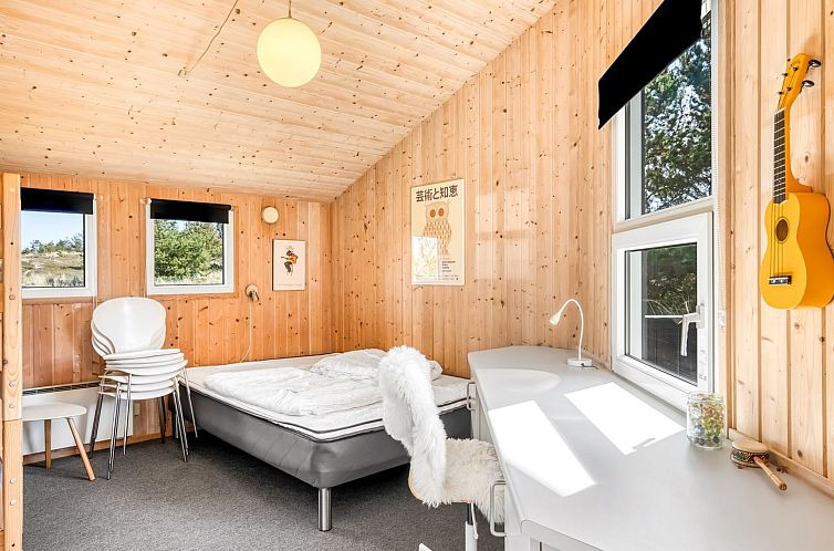 Vakantiehuis "Elisenda" - 1km from the sea