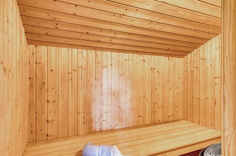 Vakantiehuis "Elisenda" - 1km from the sea