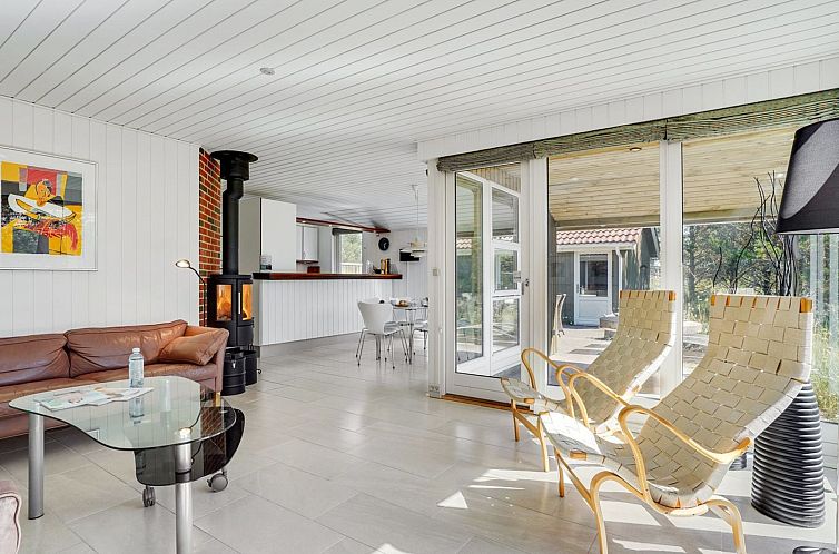 Vakantiehuis "Henkil" - 700m from the sea