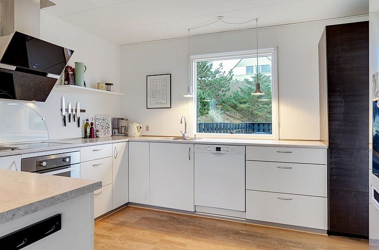 Vakantiehuis "Henkil" - 700m from the sea