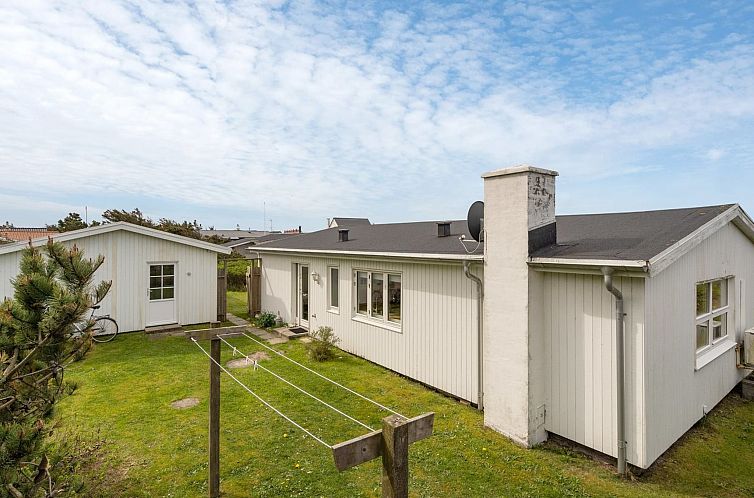 Vakantiehuis "Vilja" - 150m from the sea