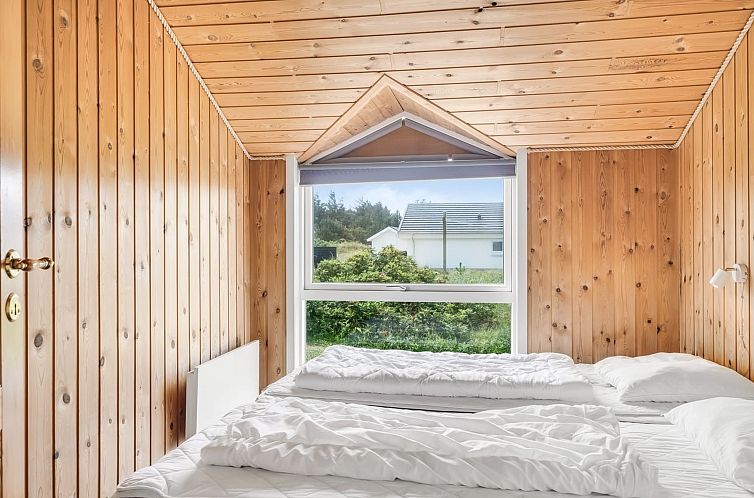 Vakantiehuis "Vilja" - 150m from the sea