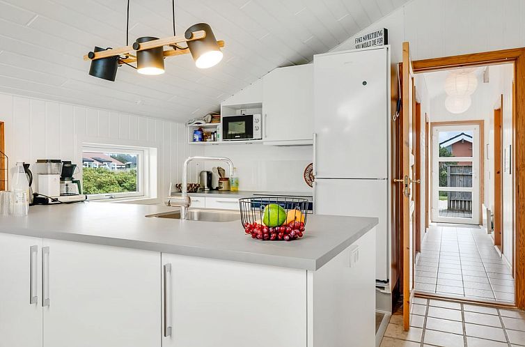 Vakantiehuis "Vilja" - 150m from the sea