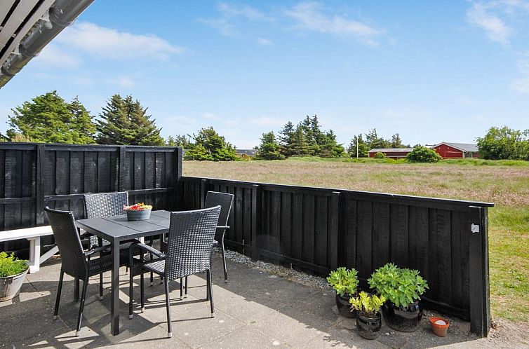 Vakantiehuis "Engelbertine" - 900m from the sea