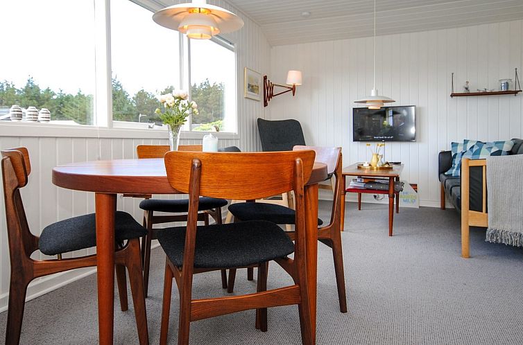 Vakantiehuis "Engelbertine" - 900m from the sea