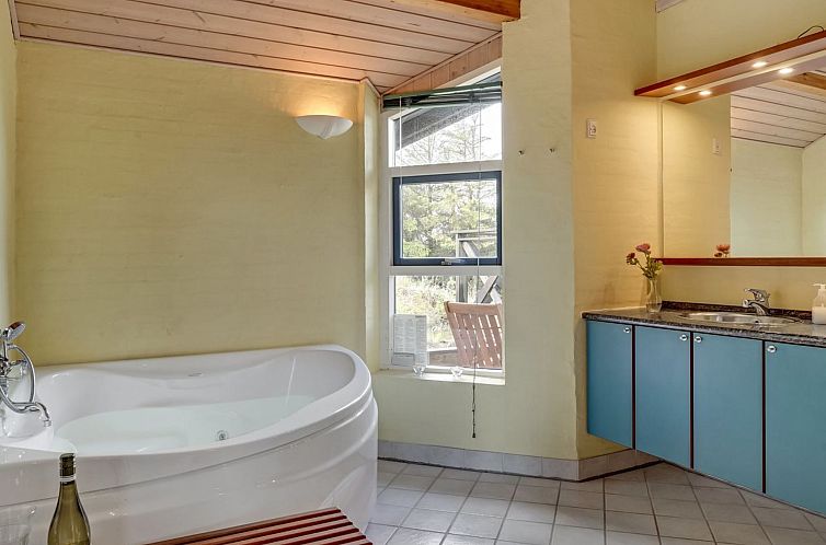 Vakantiehuis "Bodulf" - 600m from the sea