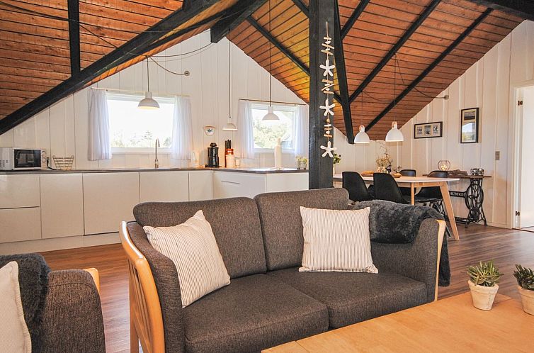 Vakantiehuis "Letta" - 800m from the sea