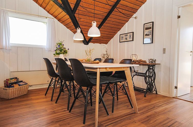 Vakantiehuis "Letta" - 800m from the sea