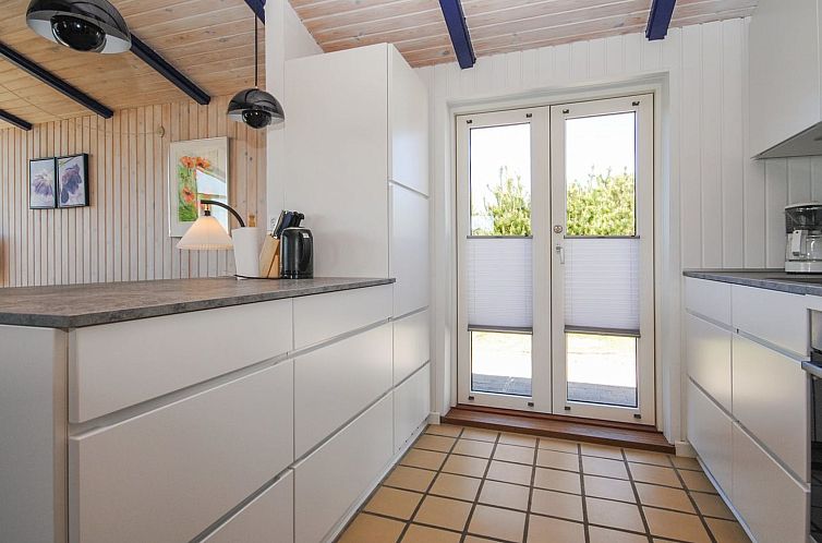 Vakantiehuis "Jerrik" - 900m from the sea