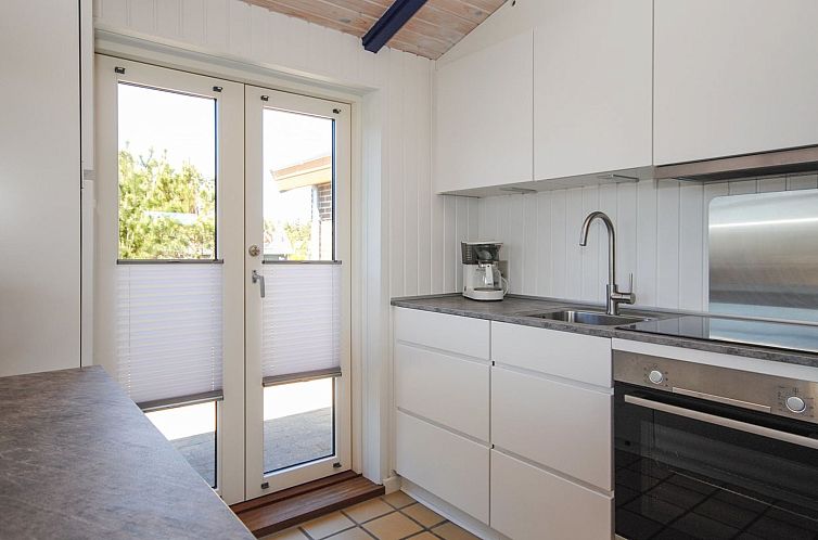 Vakantiehuis "Jerrik" - 900m from the sea