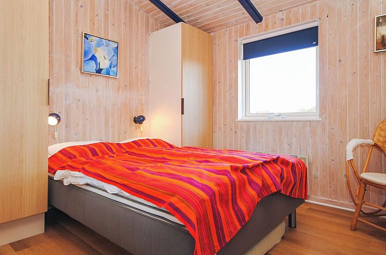 Vakantiehuis "Jerrik" - 900m from the sea