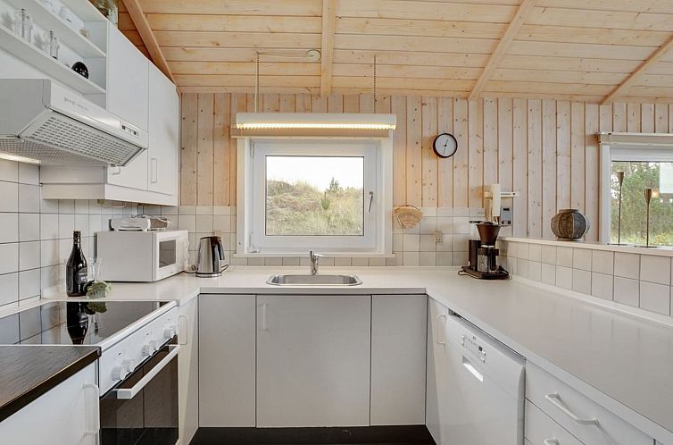 Vakantiehuis "Konrad" - 400m from the sea