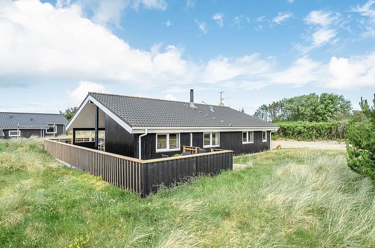 Vakantiehuis "Ivar" - 900m from the sea