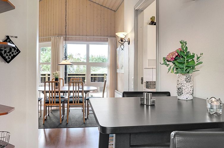 Vakantiehuis "Ivar" - 900m from the sea