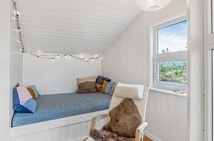 Vakantiehuis "Bernice" - 150m from the sea